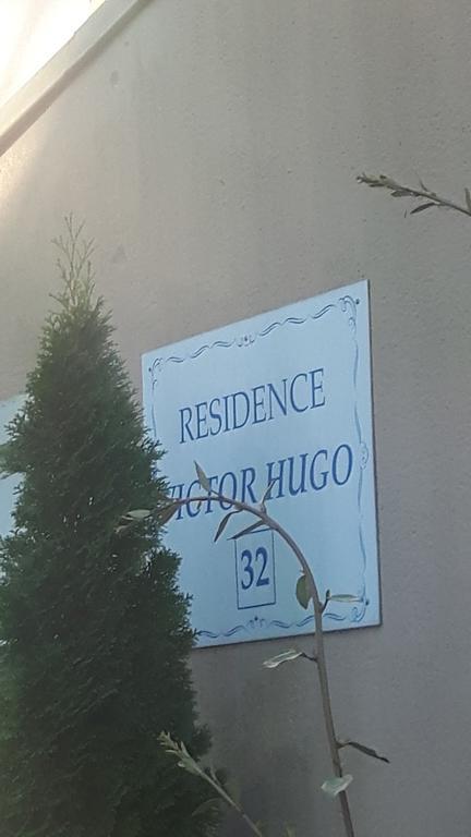 Residence V-Hugo Montfermeil Kültér fotó